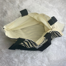Load image into Gallery viewer, Zebra Bag